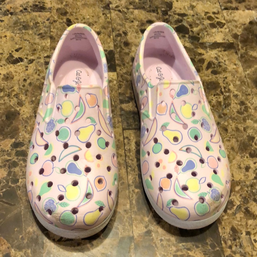 Barely worn cat and Jack slip ons